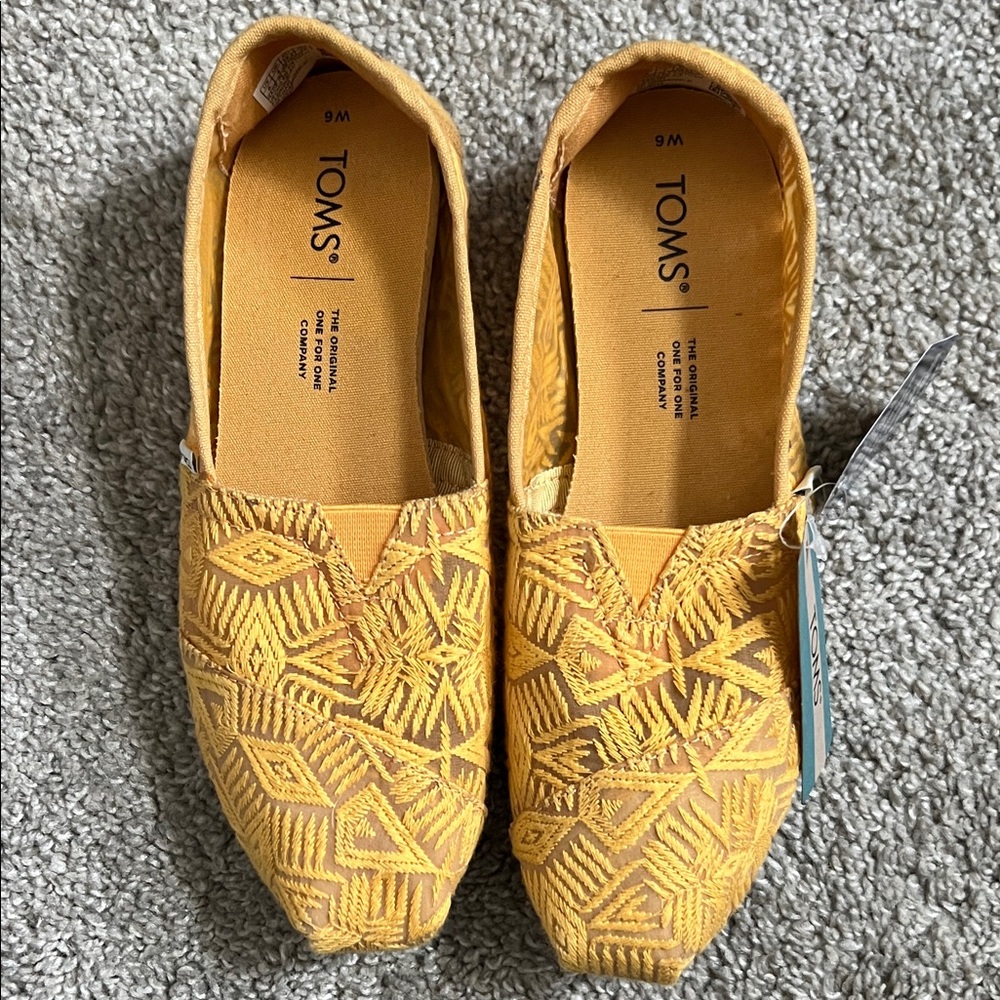 TOMS Yellow Geometric Embroidered Slip-Ons - Picture 5 of 10